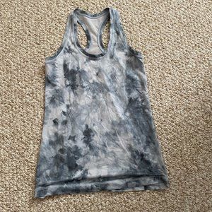 Women's Gray Tie Dye Athletic Tank Top